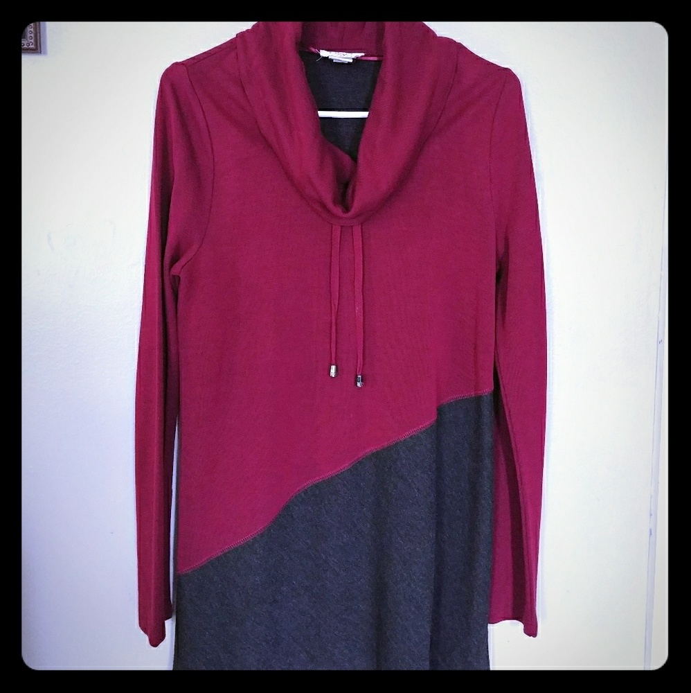Oso Casuals knit color block top
